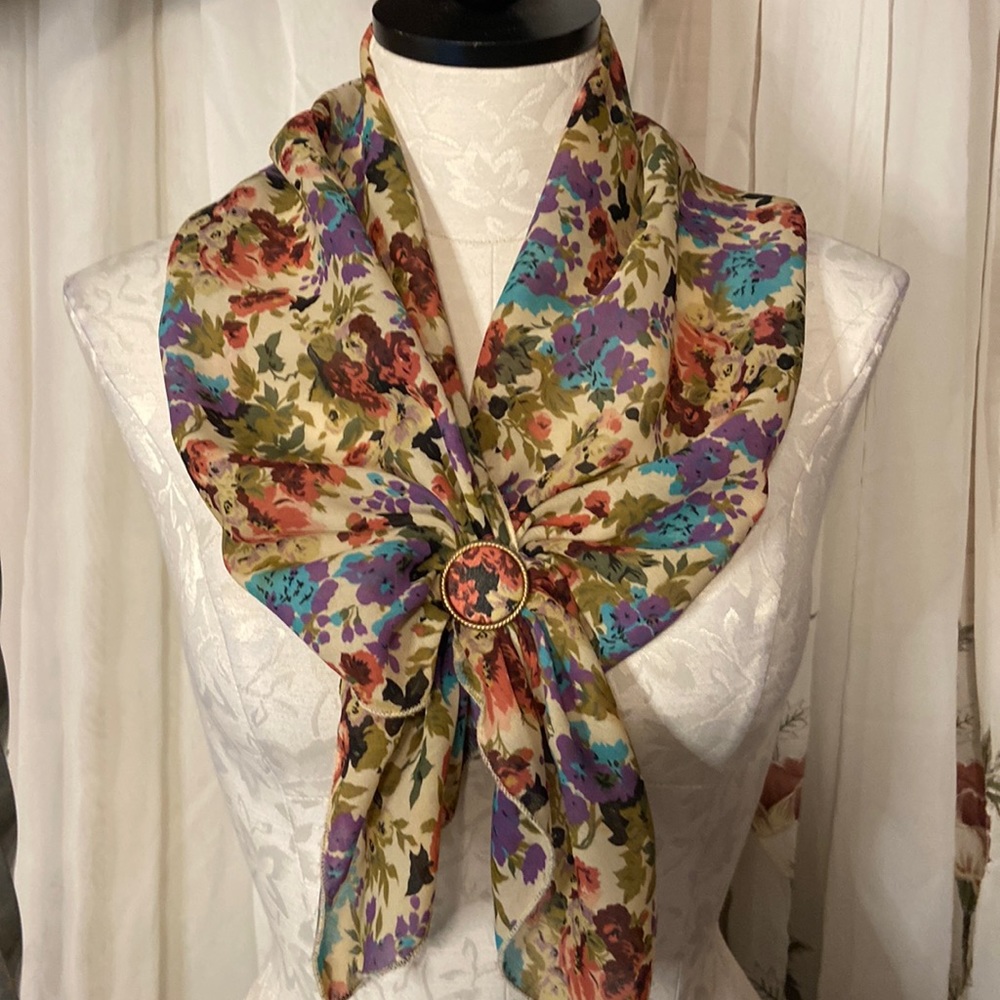 Vintage El & Co scarf floral.